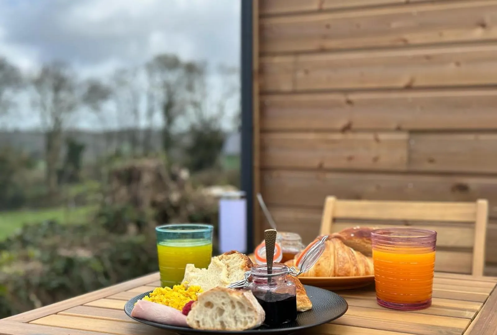 Domek alpejski La Cabane D'Emma Spa&Sauna Prive Bannalec Francja